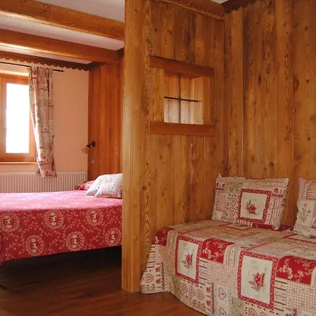 Plan Gorret מלון